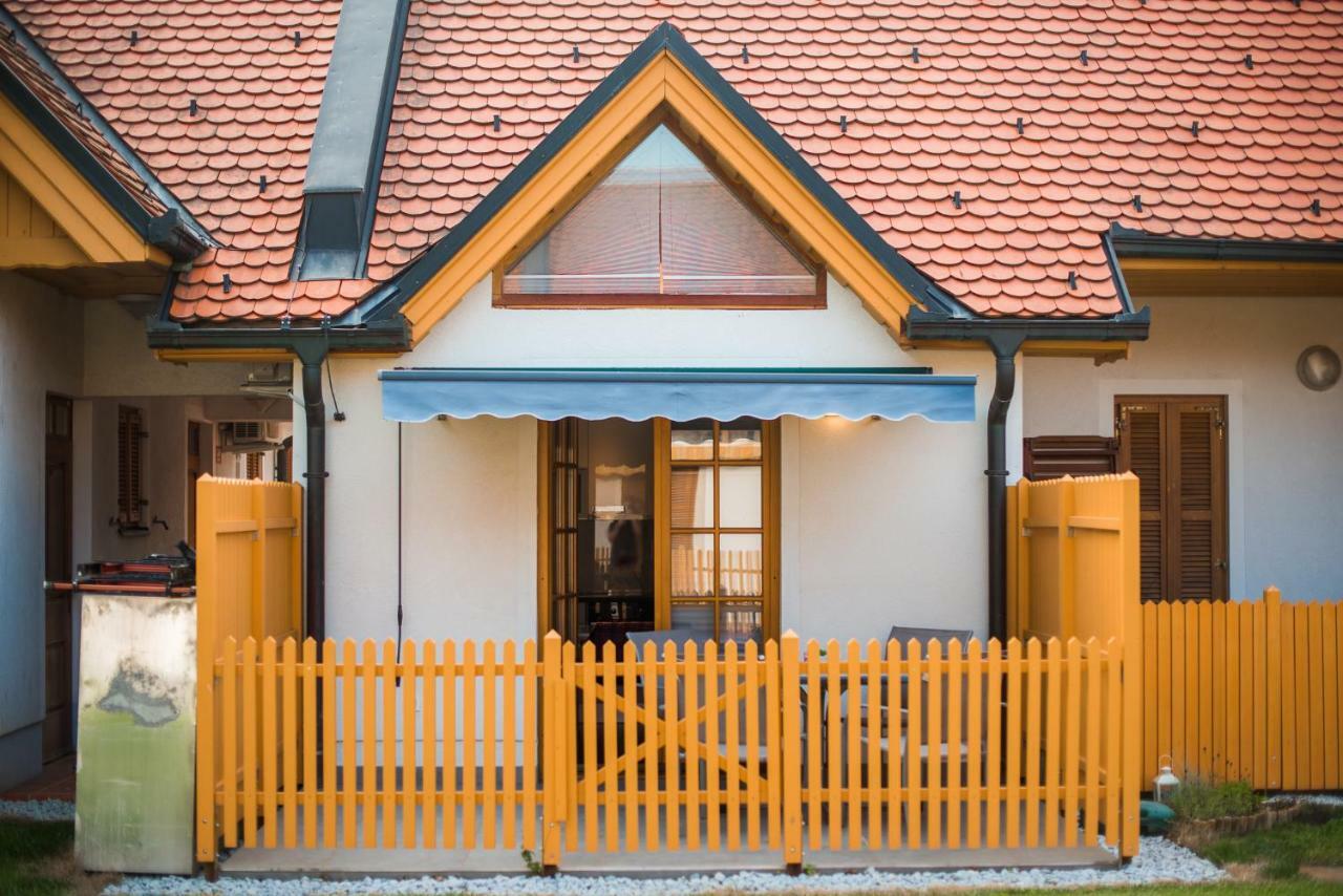 Golf Apartment With Spa Tickets Discount モラフスケ・トプリツェ エクステリア 写真