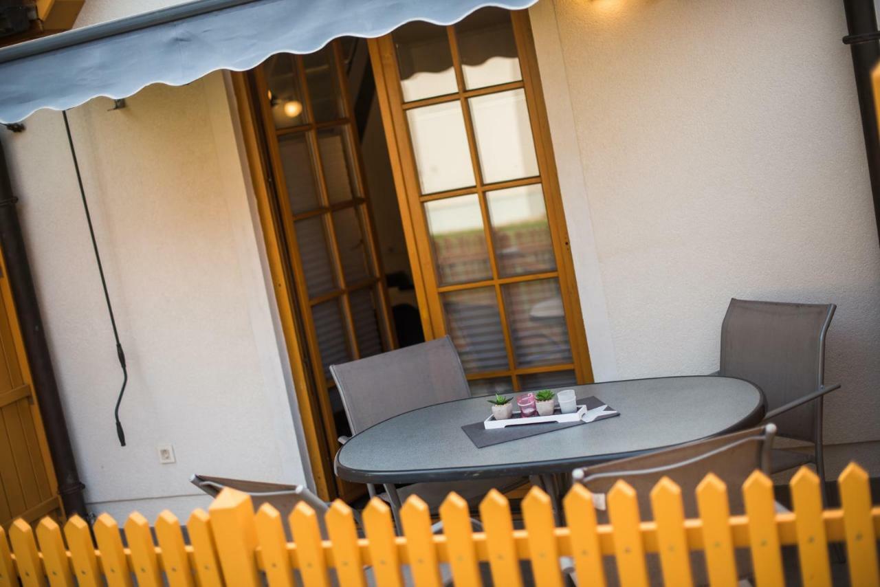 Golf Apartment With Spa Tickets Discount モラフスケ・トプリツェ エクステリア 写真
